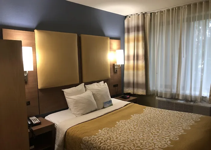 Days Inn By Wyndham Brooklyn